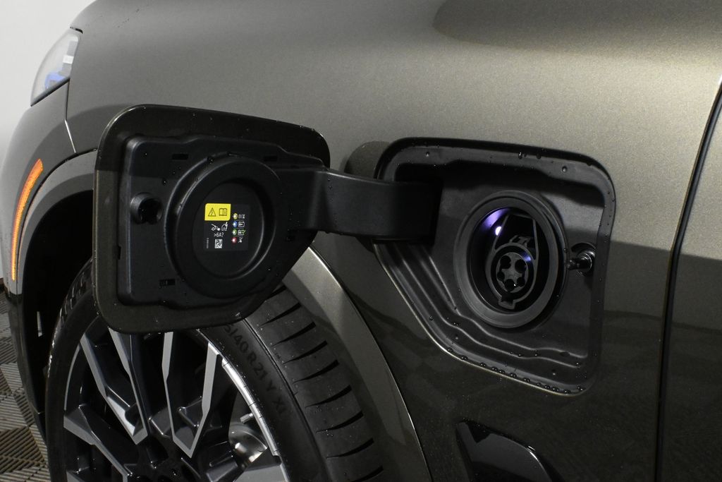 Thumbnail: 2026 BMW X5 - 15