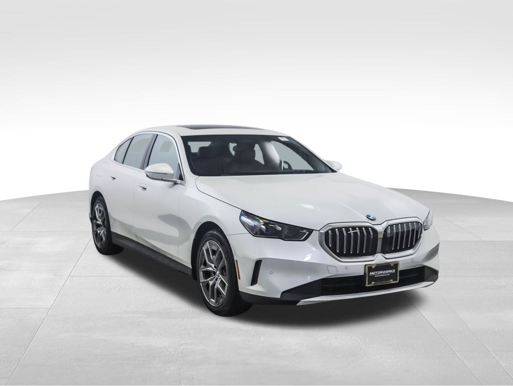 Thumbnail: 2026 BMW 5 Series - 7