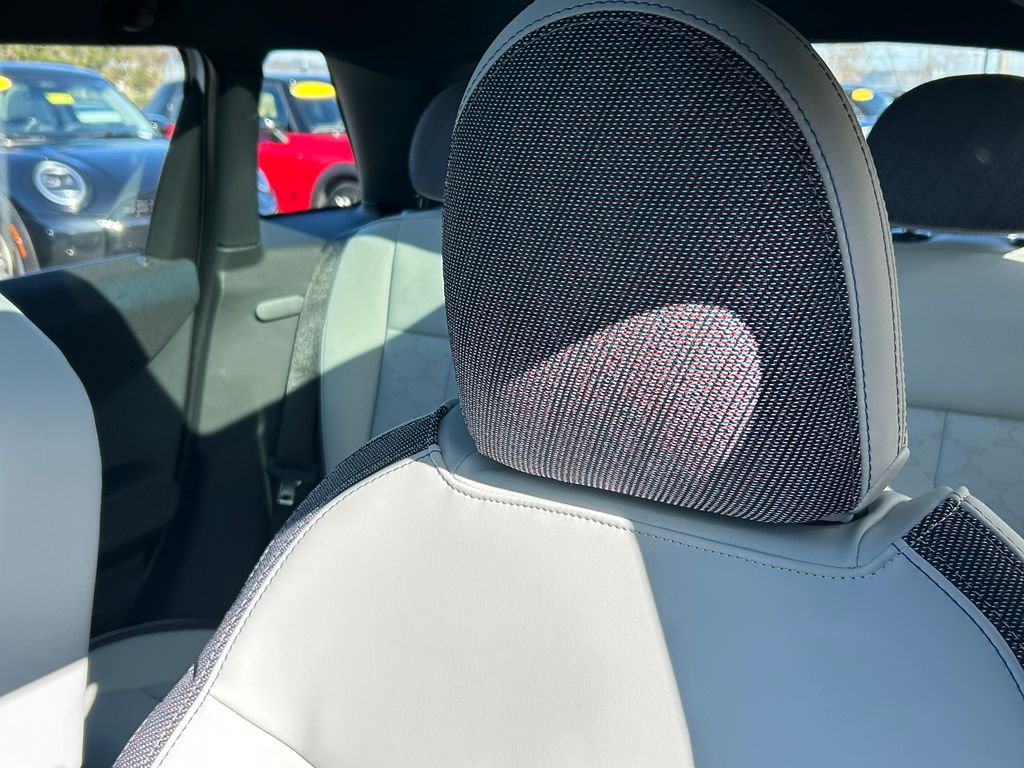 Thumbnail: 2026 MINI Cooper - 14