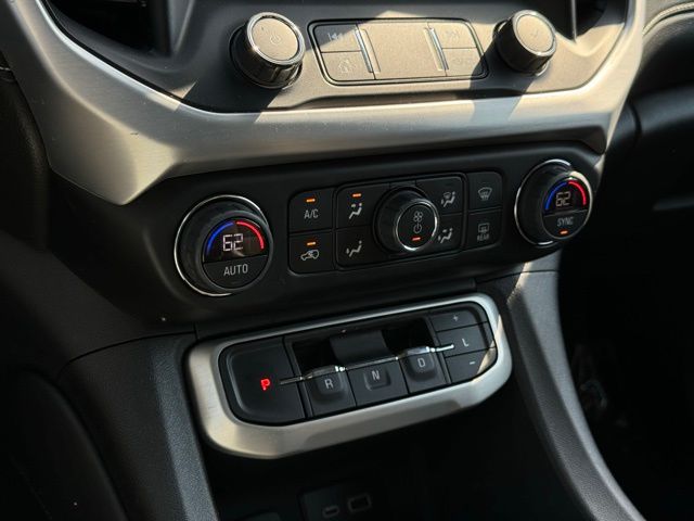 2023 GMC Acadia SLE - Photo 30