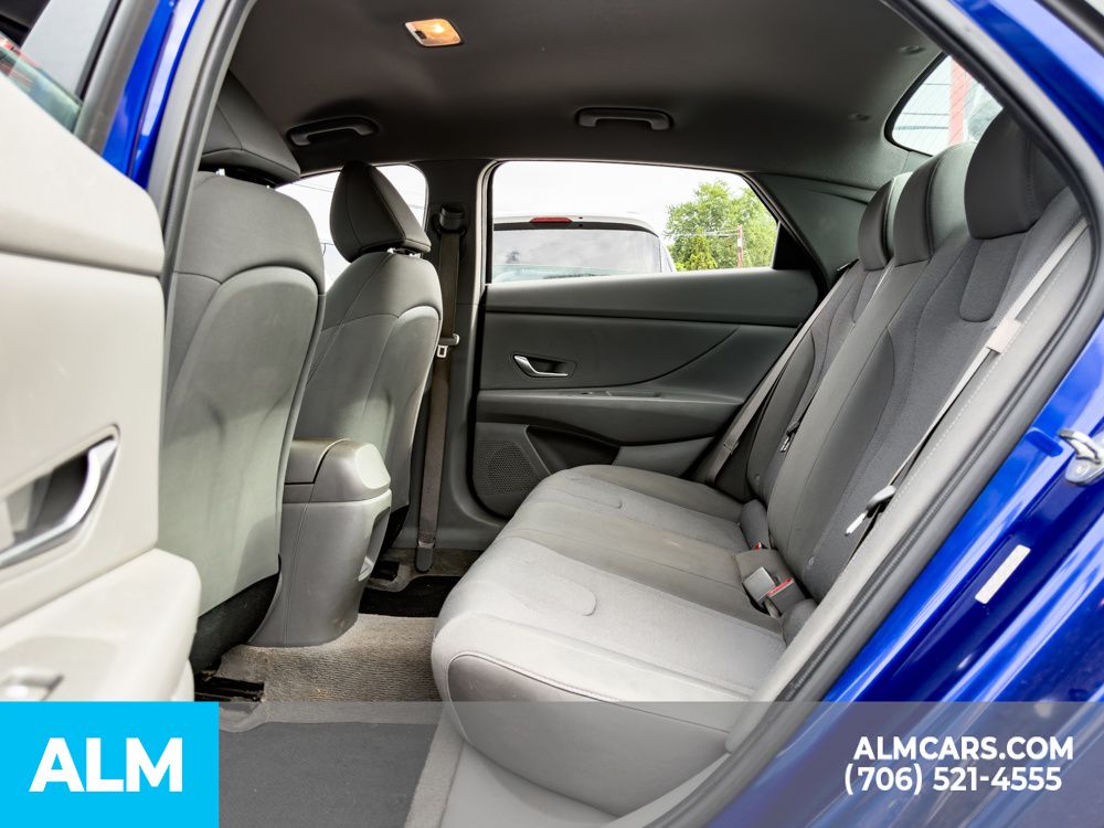 Used 2024 Blue Hyundai SE image 10
