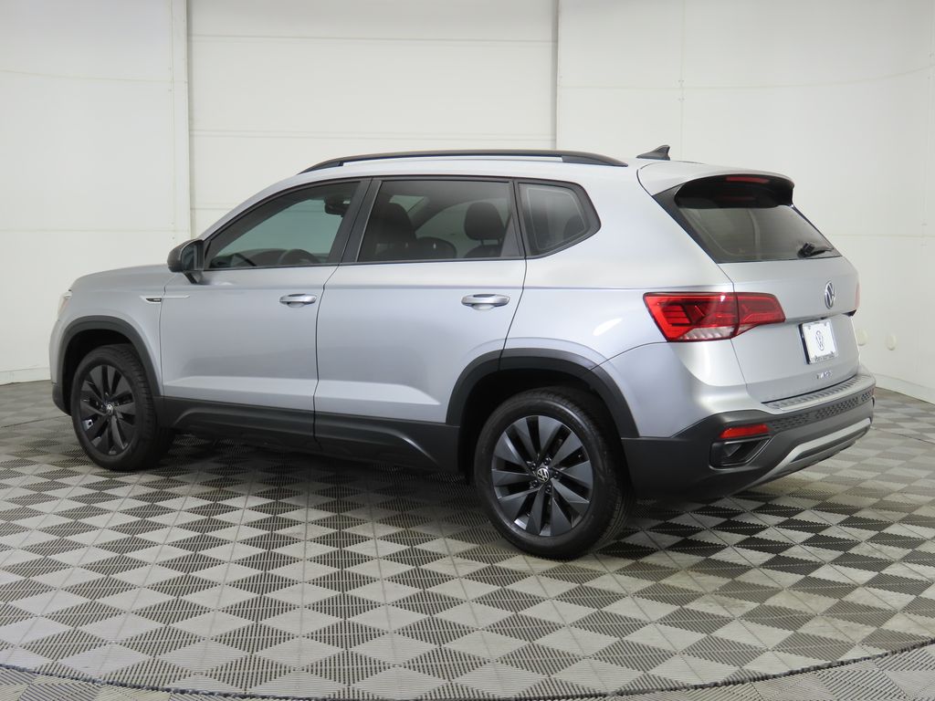 Thumbnail: 2024 Volkswagen Taos - 7