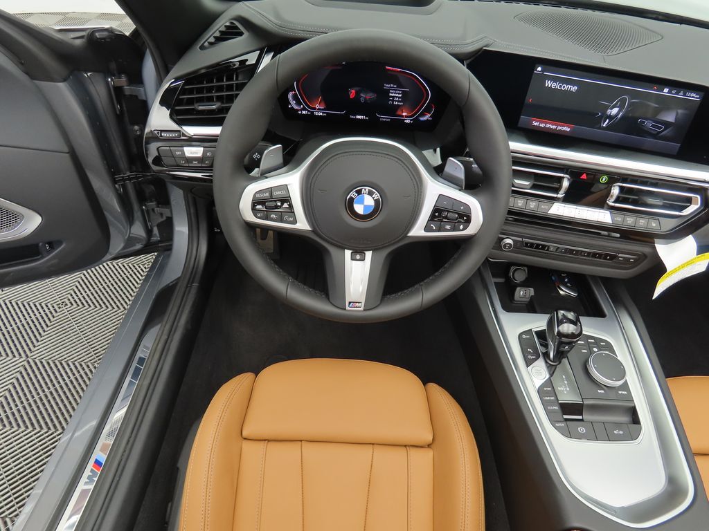 Thumbnail: 2026 BMW Z4 - 18