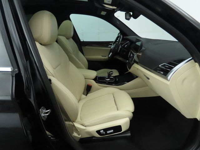 Thumbnail: 2022 BMW X3 - 21