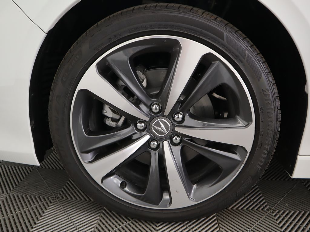2025 Acura TLX Technology 32