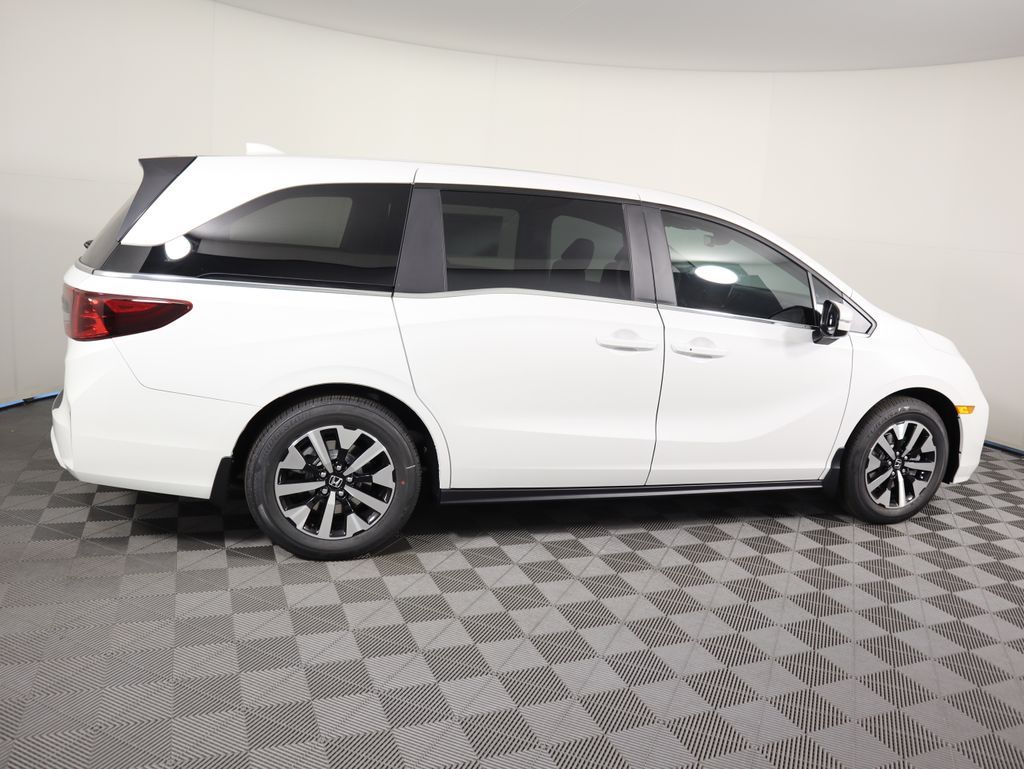 Thumbnail: 2026 Honda Odyssey - 4