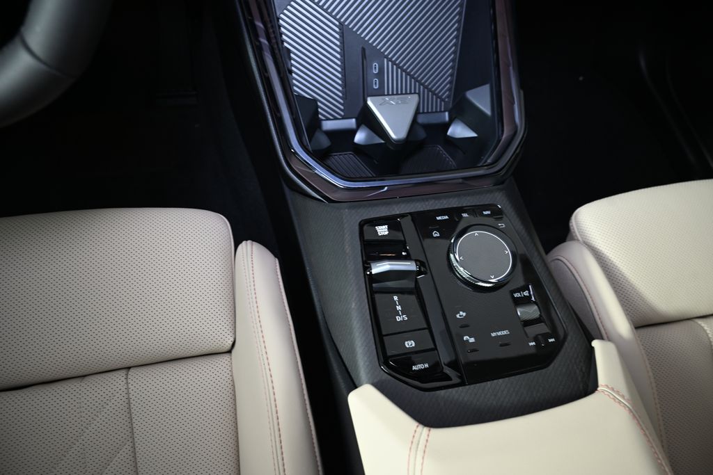 Thumbnail: 2026 BMW X3 - 19