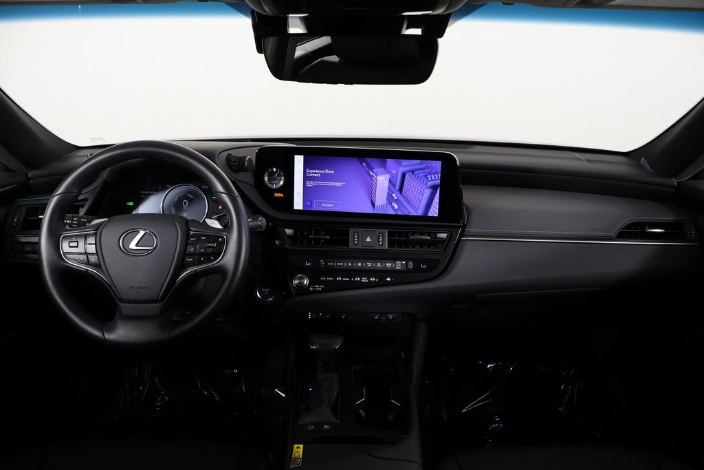Thumbnail: 2025 Lexus ES - 8