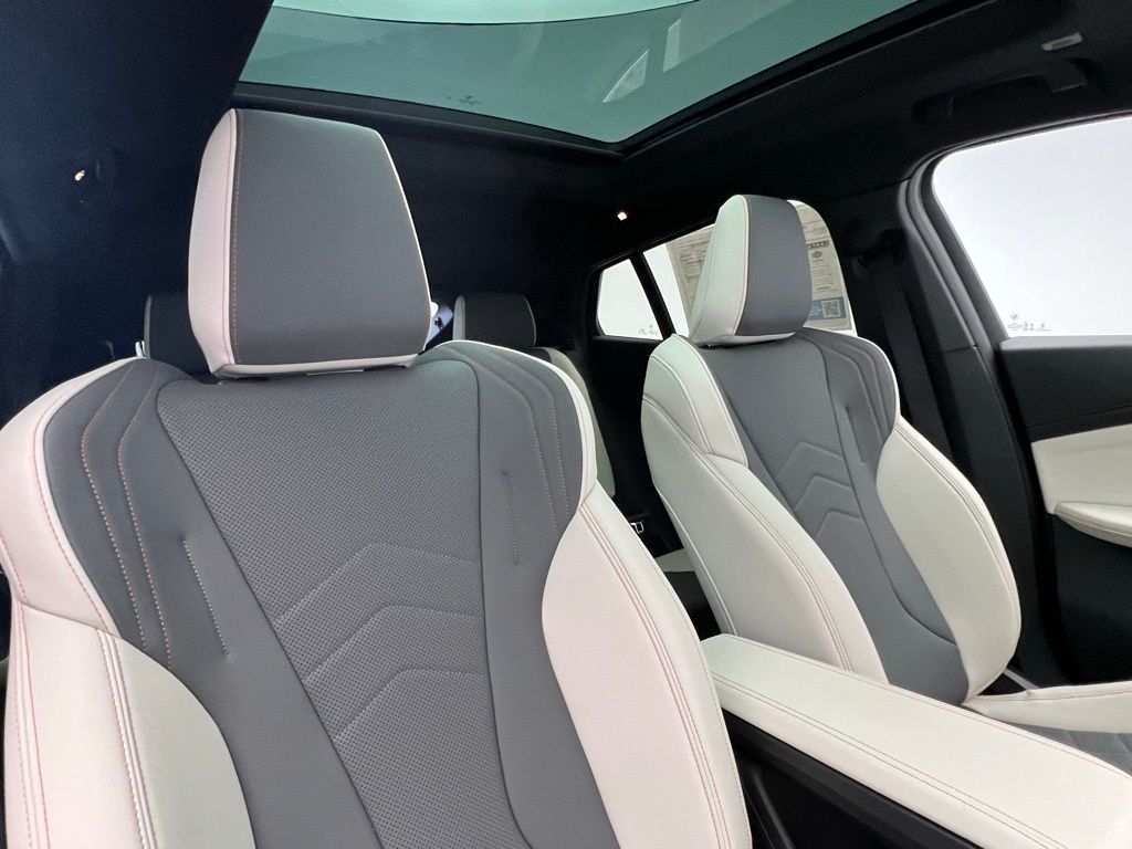 Thumbnail: 2025 BMW X2 - 7