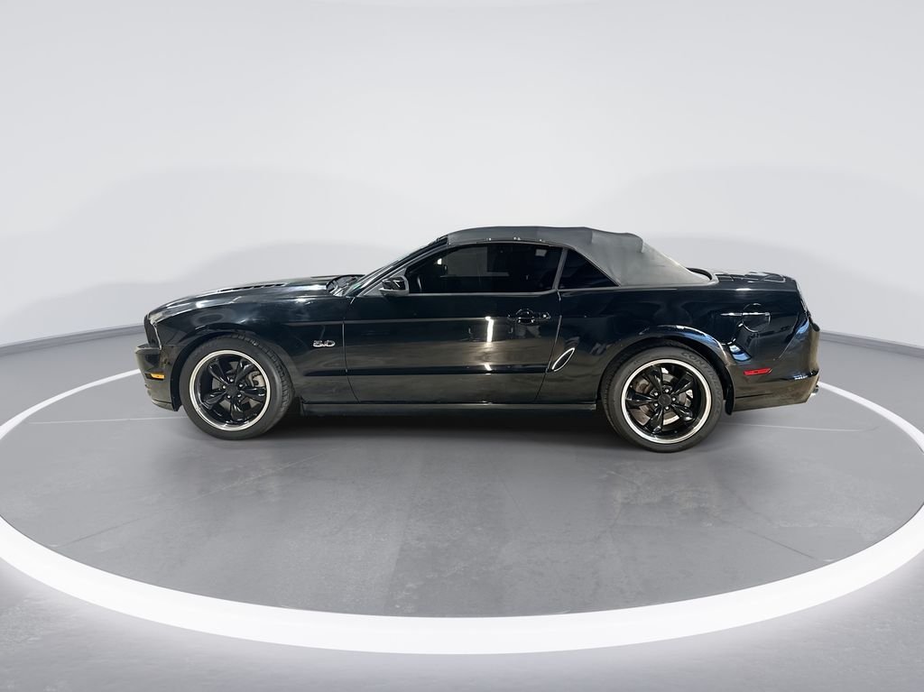 2013 Ford Mustang GT - 4