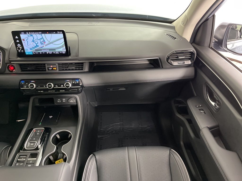 2025 Honda Pilot Elite 22