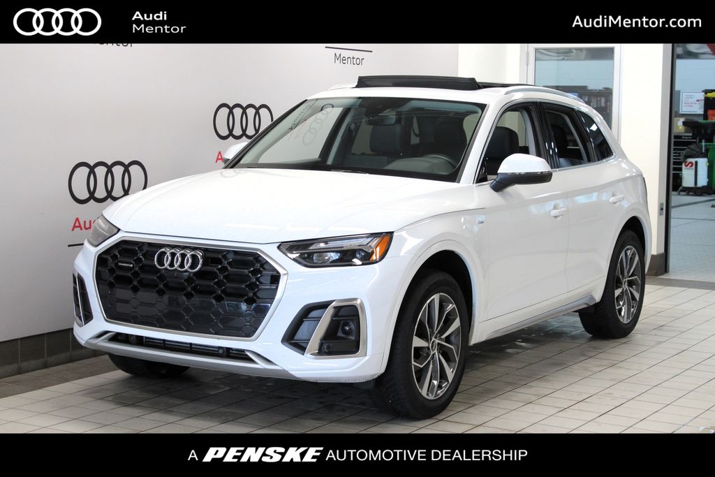 Thumbnail: 2022 Audi Q5 - 1