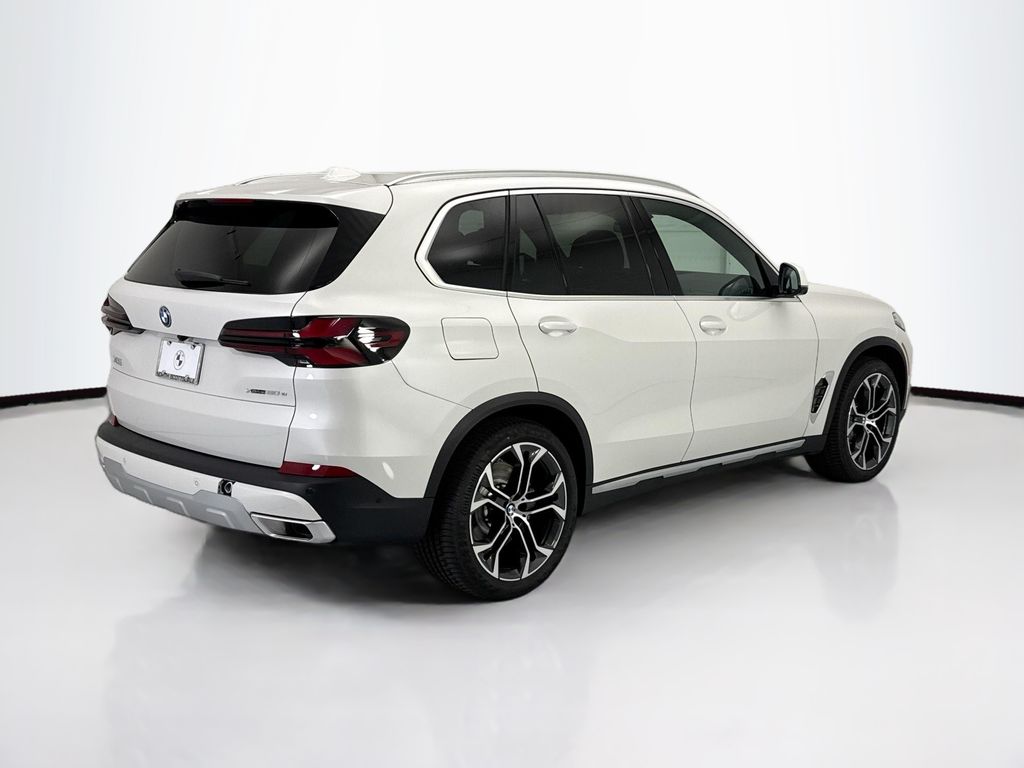 Thumbnail: 2026 BMW X5 - 5