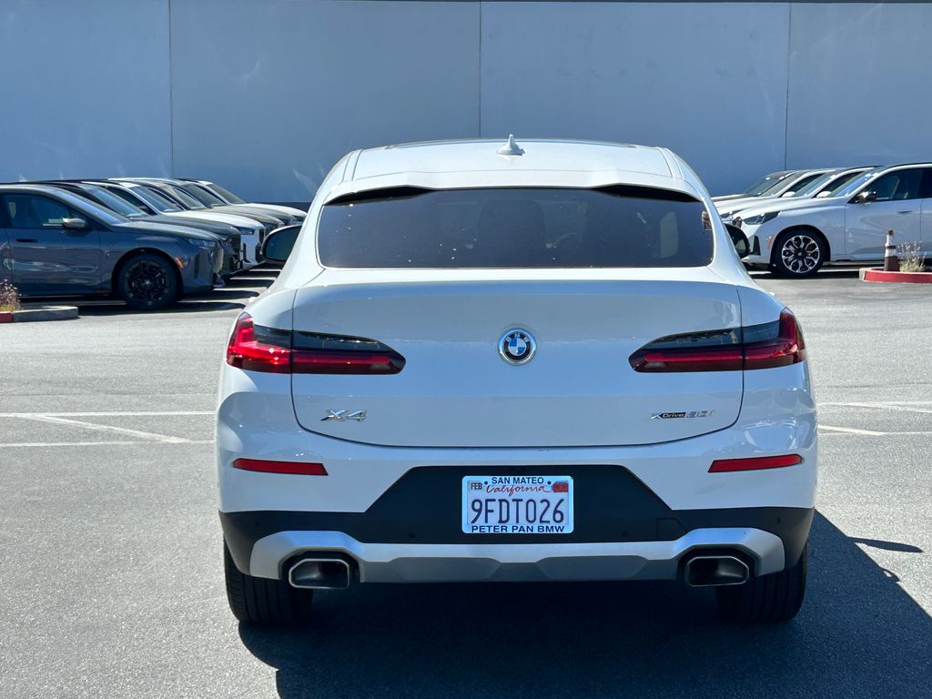 Thumbnail: 2023 BMW X4 - 4