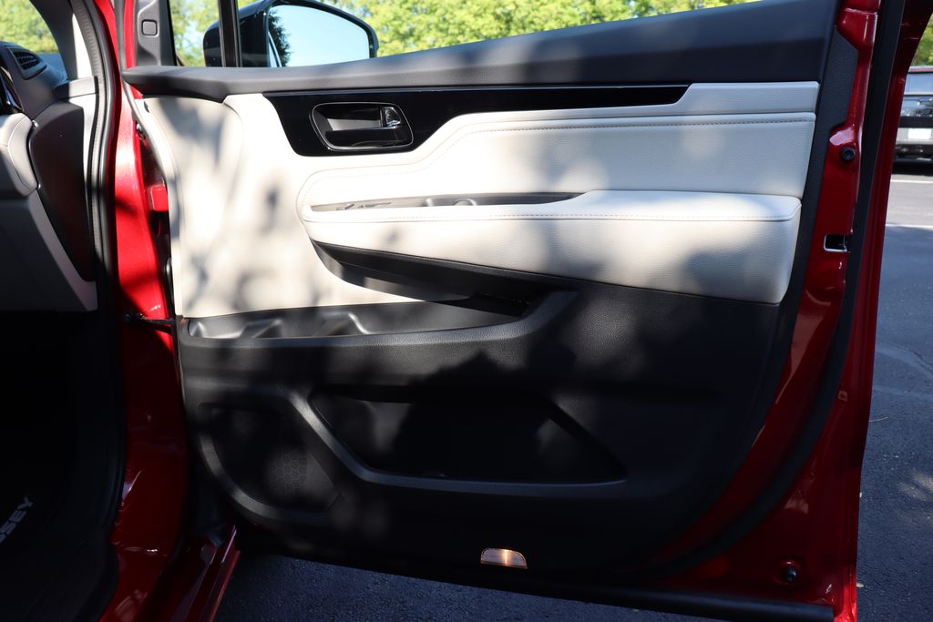 Thumbnail: 2026 Honda Odyssey - 21
