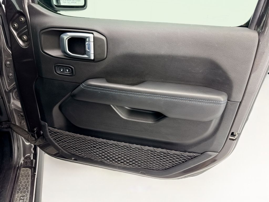 Thumbnail: 2021 Jeep Wrangler - 24