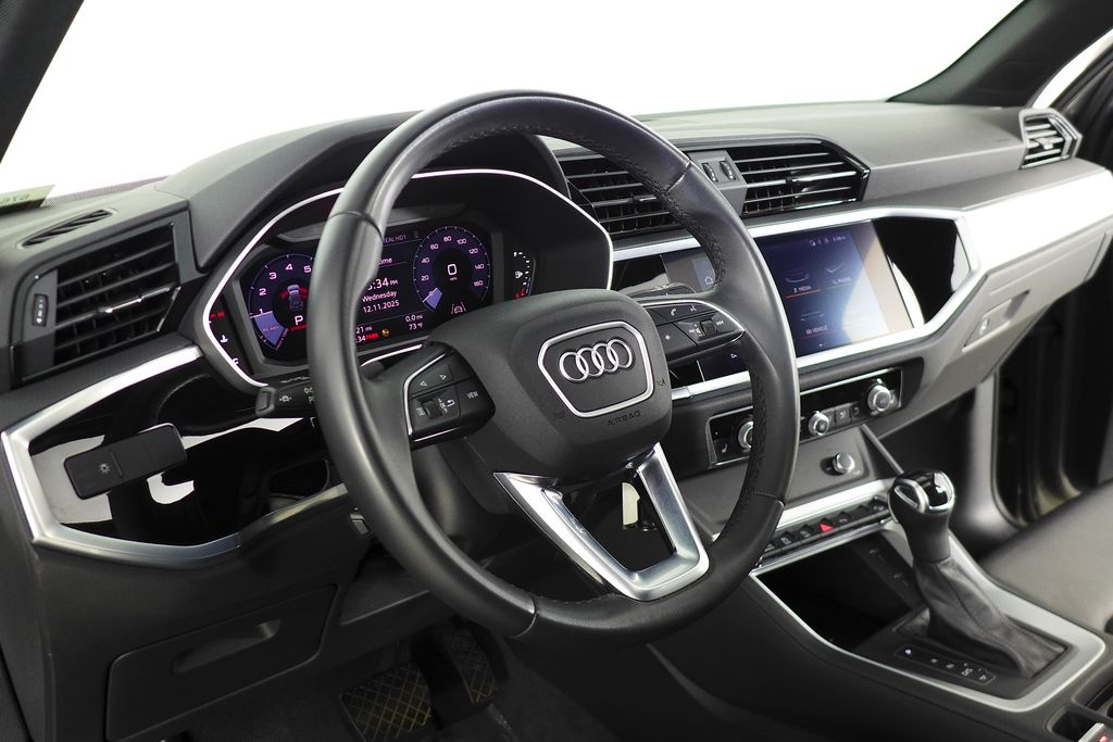 Thumbnail: 2022 Audi Q3 - 31