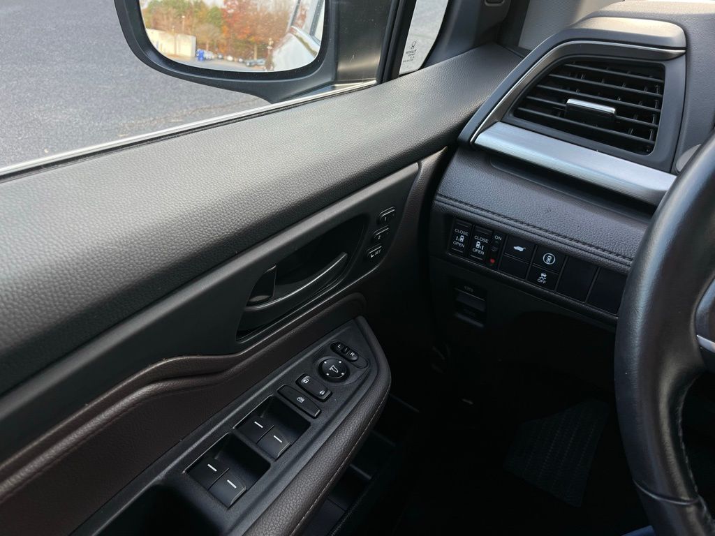 Thumbnail: 2024 Honda Odyssey - 23