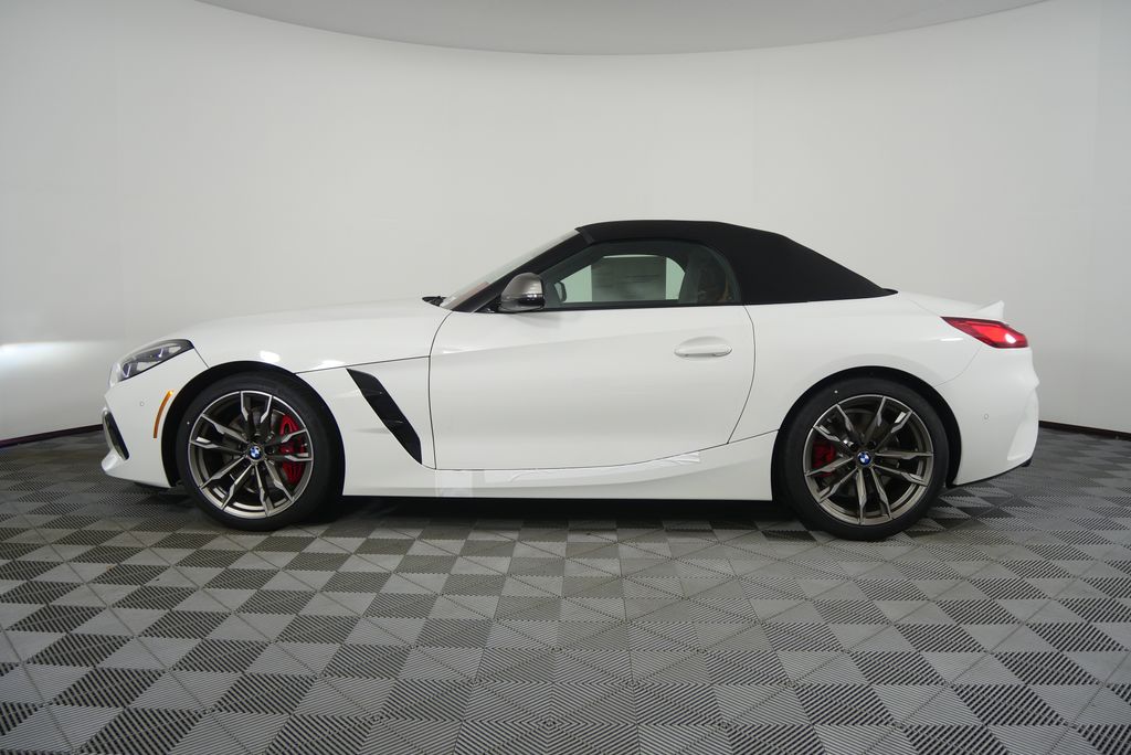 Thumbnail: 2026 BMW Z4 - 8