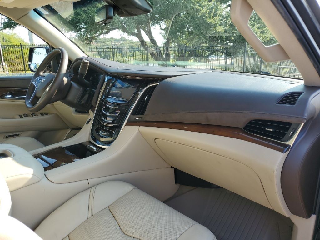 2017 Cadillac Escalade  Luxury In Austin, Texas