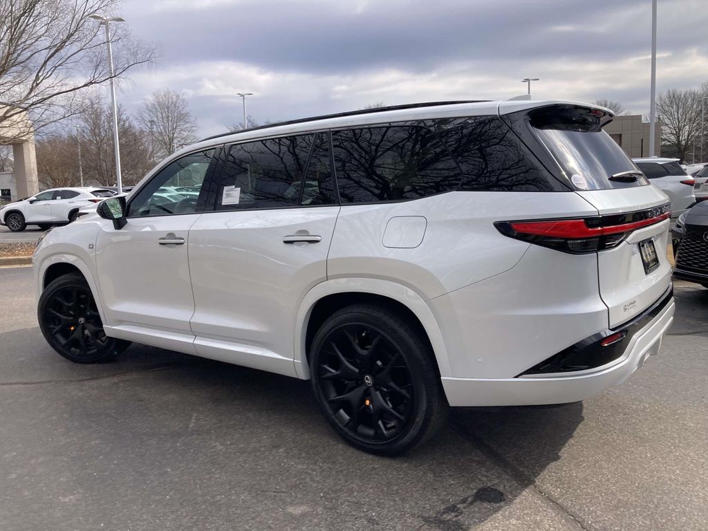 New 2026  Lexus 350 F SPORT Handling image 4