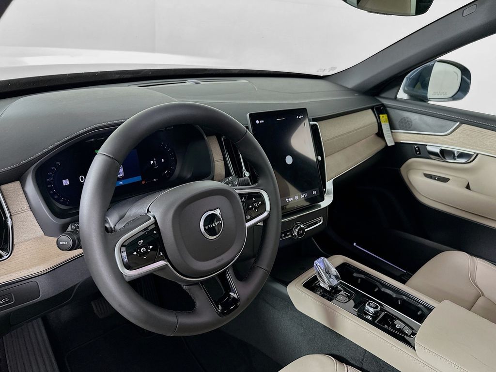 2026 Volvo XC90 Core - Photo 10