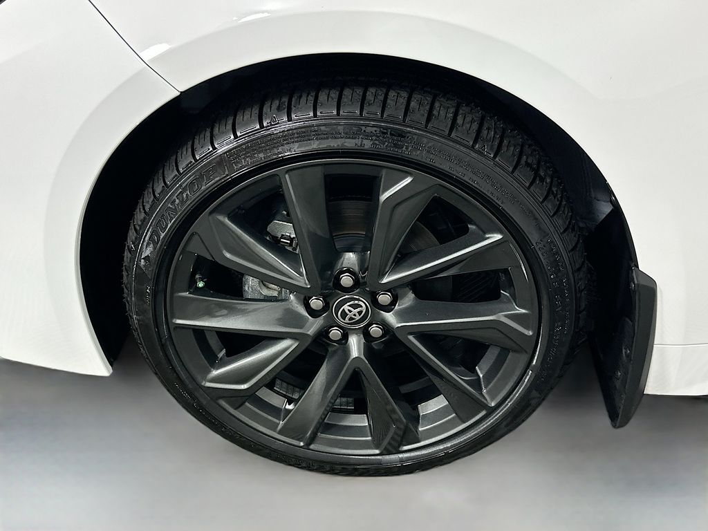 Thumbnail: 2025 Toyota Corolla - 30