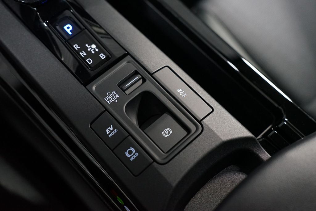 Thumbnail: 2026 Toyota Prius - 22