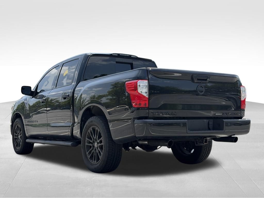 2018 Nissan TITAN SV