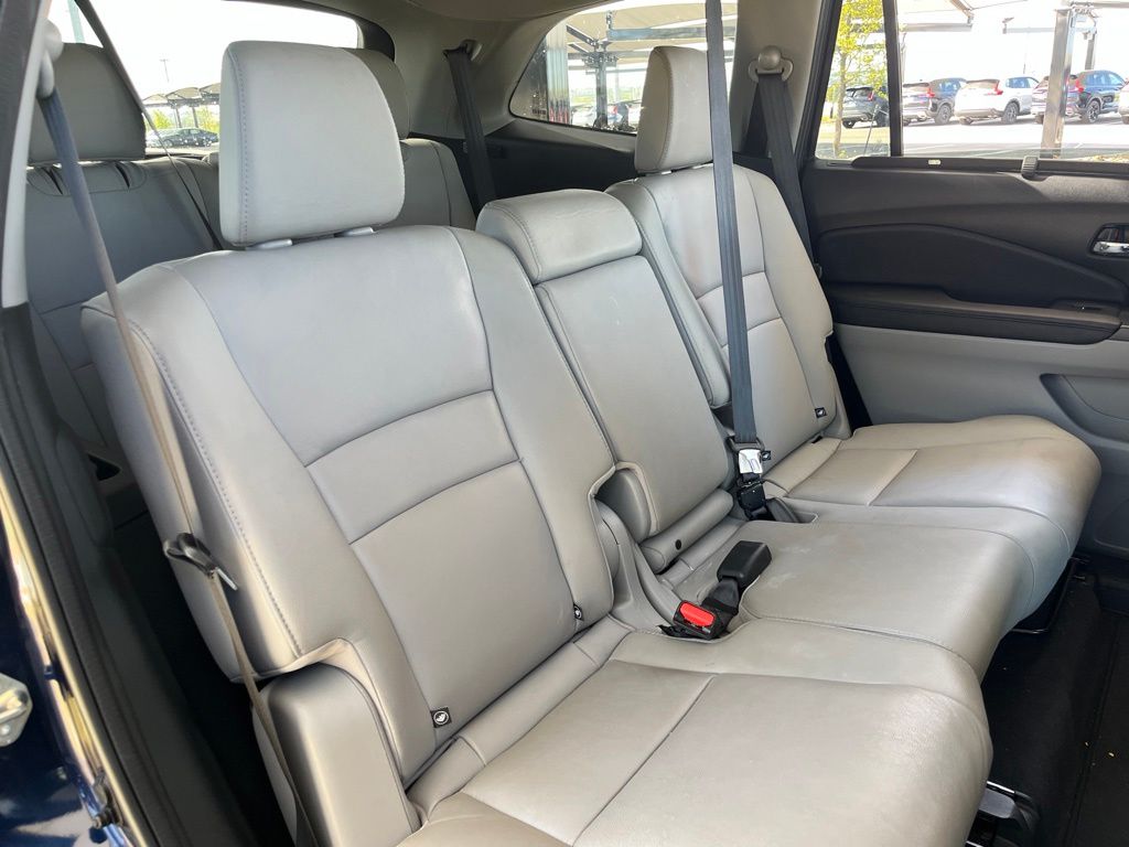 Thumbnail: 2021 Honda Pilot - 25