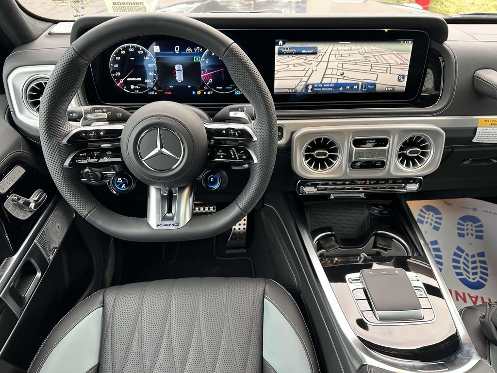 2025 Mercedes-Benz G-Class AMG G 63 8