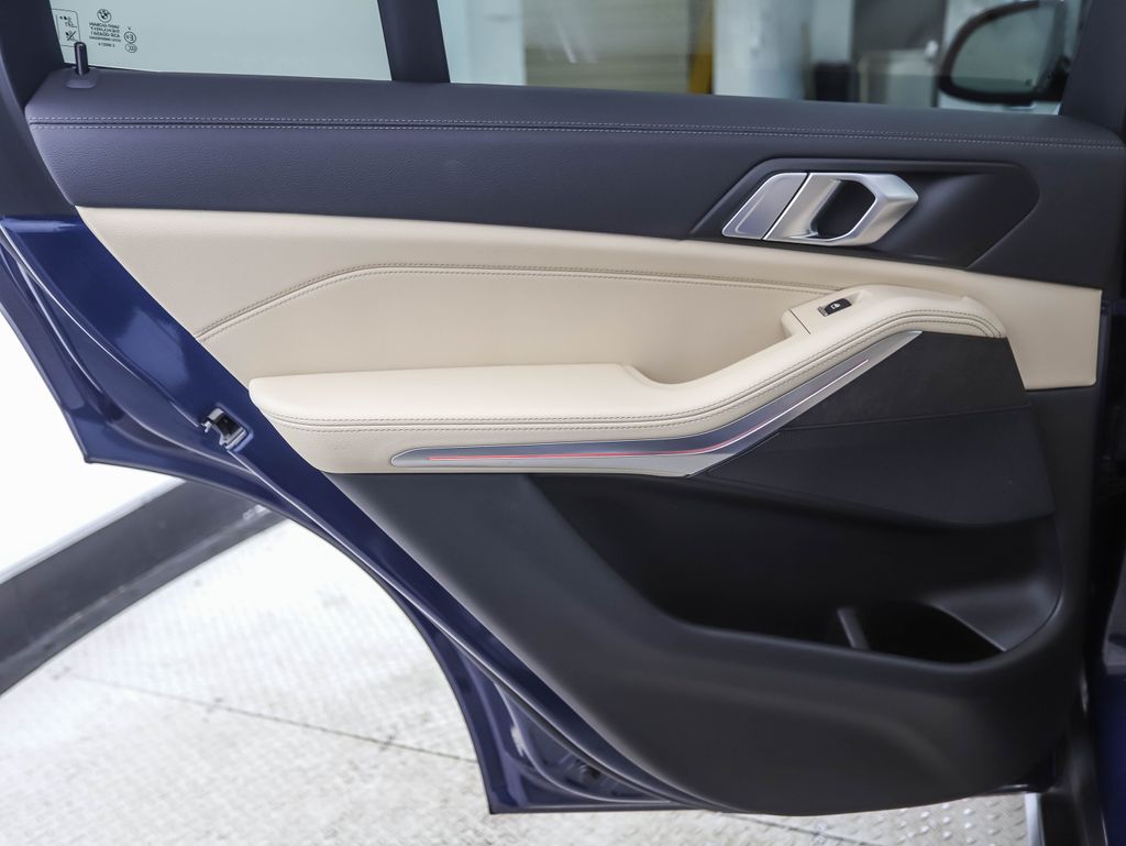 Thumbnail: 2022 BMW X5 - 20