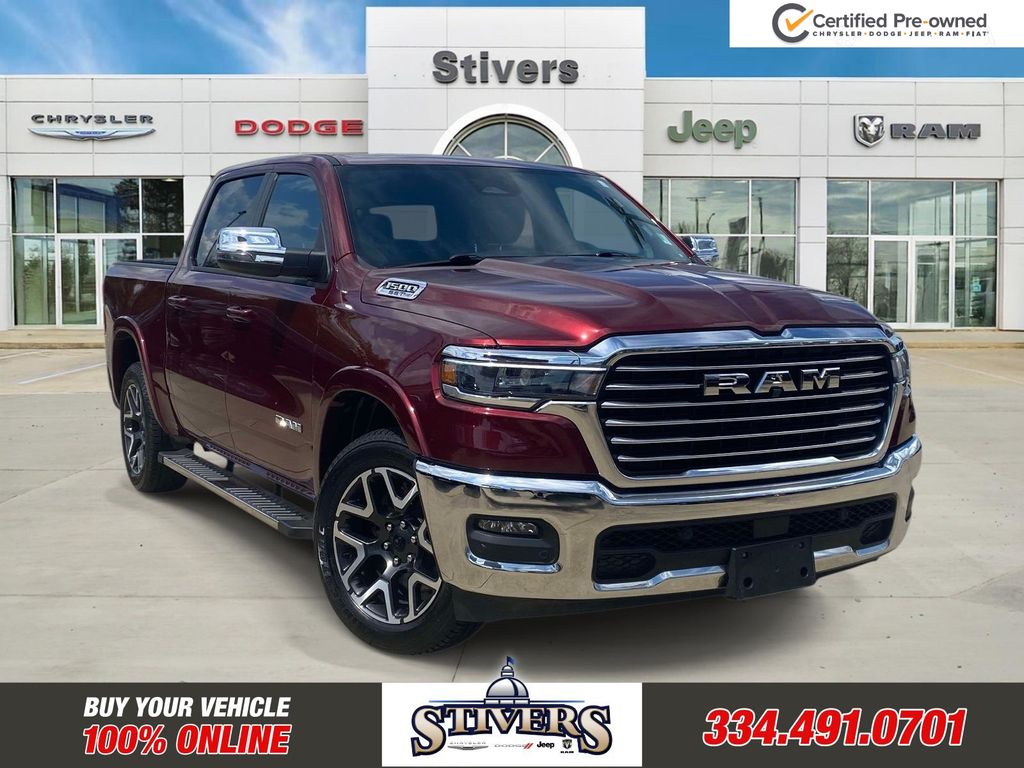 2025 RAM 1500 Laramie Crew Cab 4WD