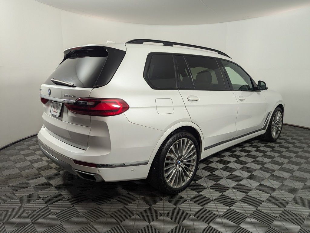 2022 BMW X7 xDrive40i photo