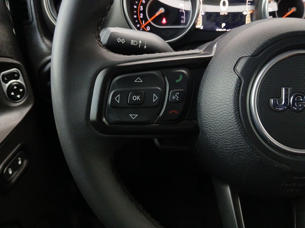 Used Car 2023 Jeep Gladiator  Willys For Sale Under $35,000 In Austin, Texas