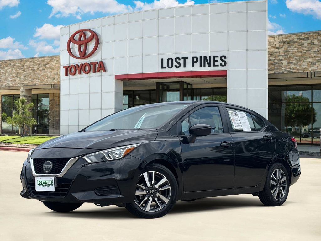 2021 Nissan Versa SV FWD