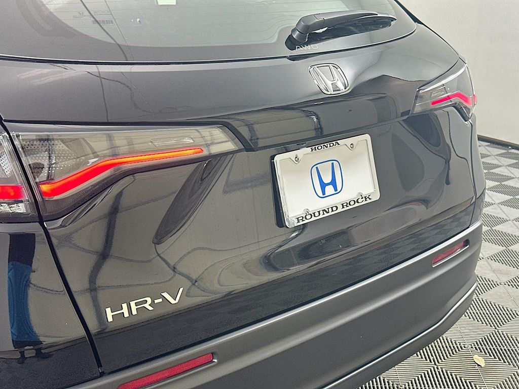 2025 Honda HR-V LX 20