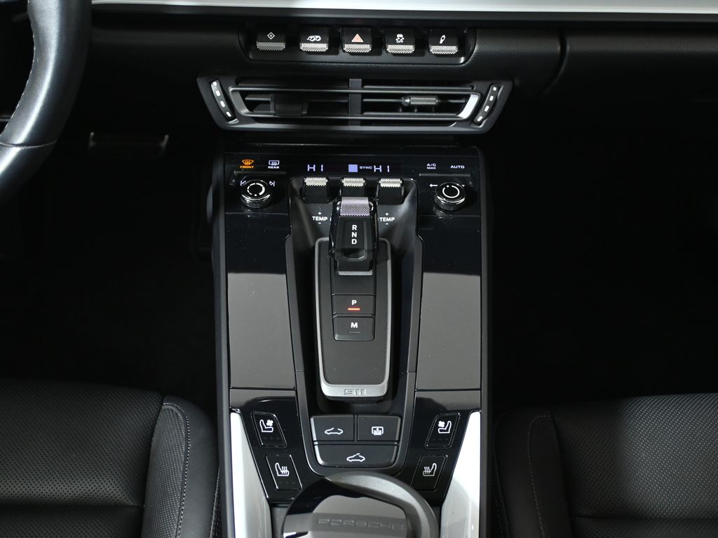 Thumbnail: 2024 Porsche 911 - 24