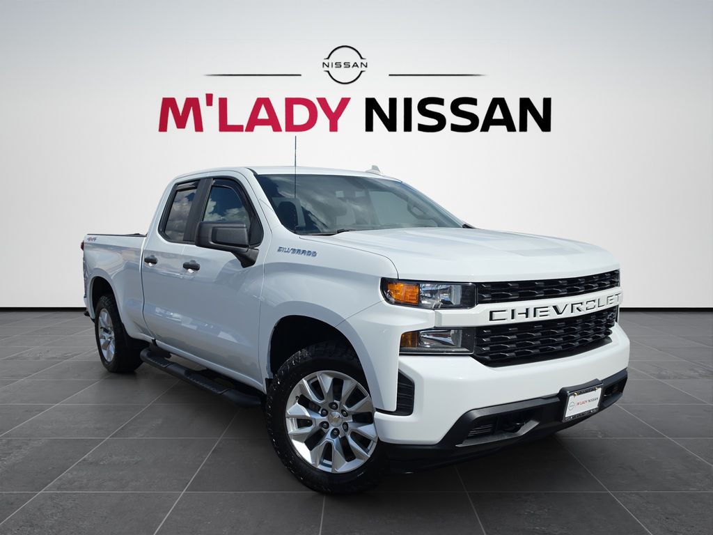 Summit White 2021 Chevrolet Silverado 1500 Pickup Truck Four-Wheel Drive 6-Speed Automatic Overdrive