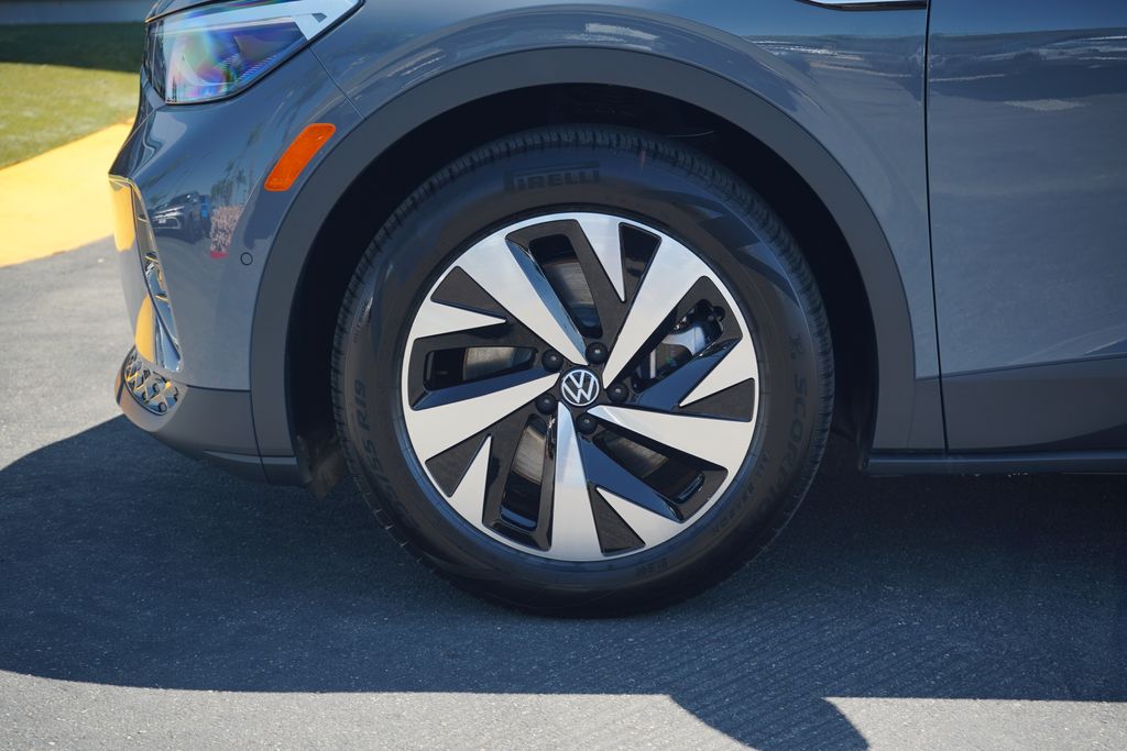 2025 Volkswagen ID.4 Pro 2