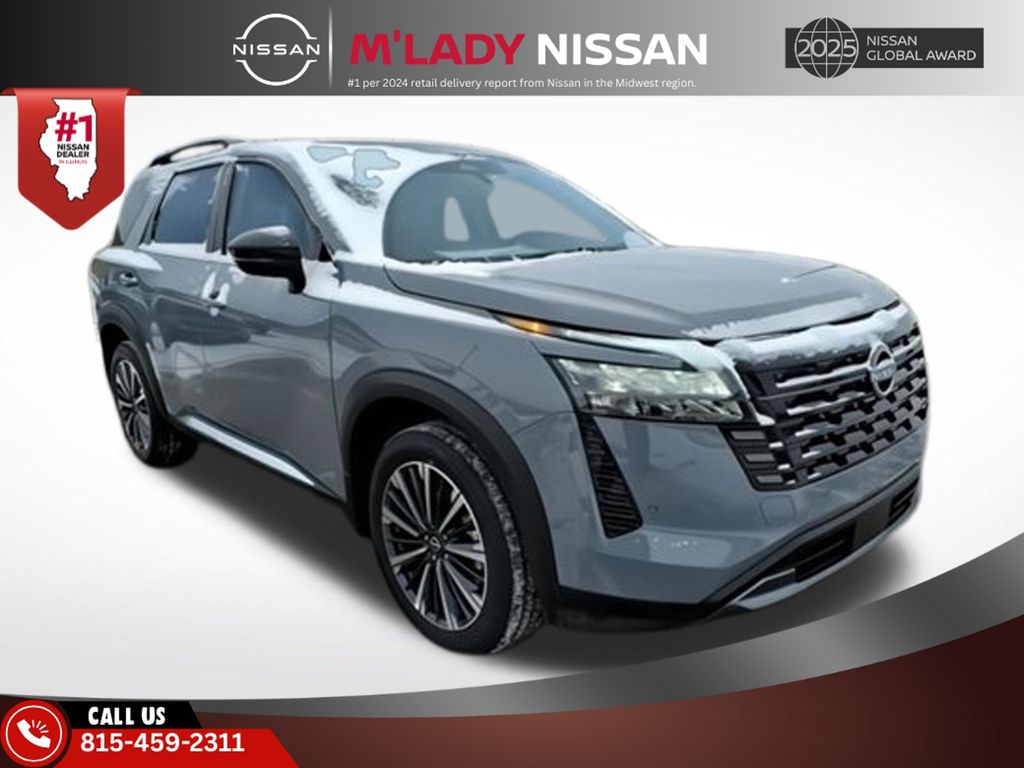 2026 Nissan Pathfinder Platinum 4WD's photo