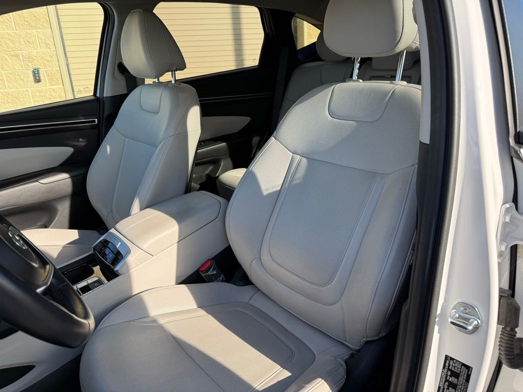 Thumbnail: 2023 Hyundai Tucson - 8