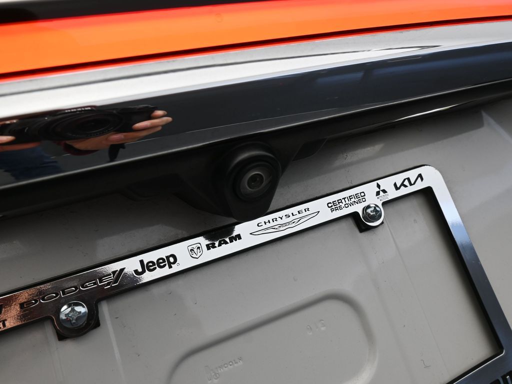 Used 2022 Pristine White Metallic Tri-Coat Lincoln Reserve image 44