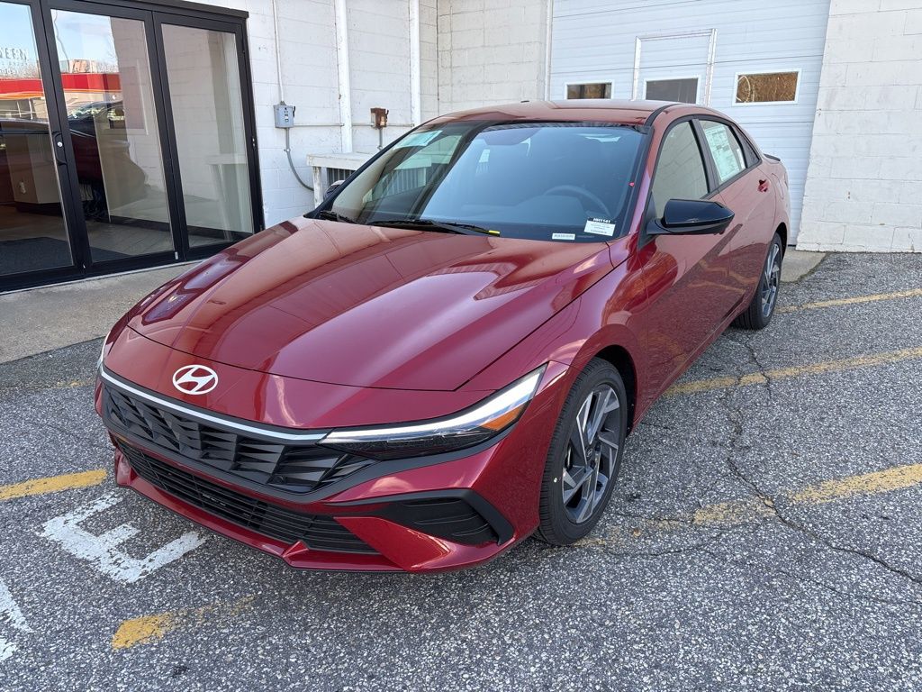 2025 Hyundai Elantra SEL Sport FWD