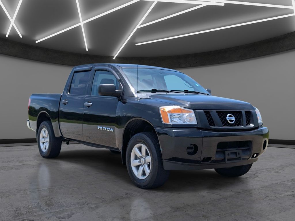 Brown (Espresso Black Metallic) 2015 Nissan Titan Pickup Truck Four-Wheel Drive 5-Speed Automatic