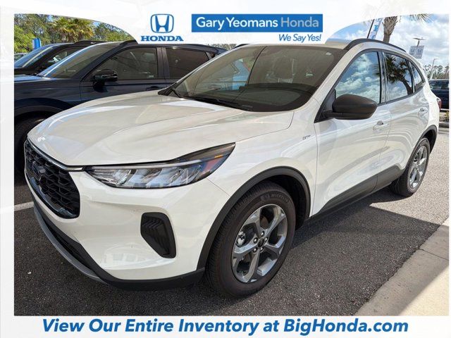 2025 Ford Escape Hybrid