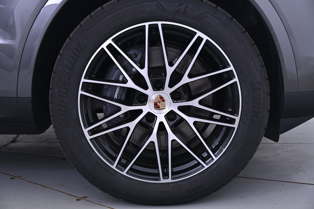 Thumbnail: 2025 Porsche Cayenne - 14
