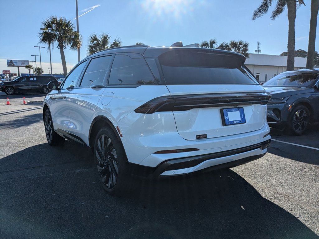 2025 Lincoln Nautilus Hybrid Reserve