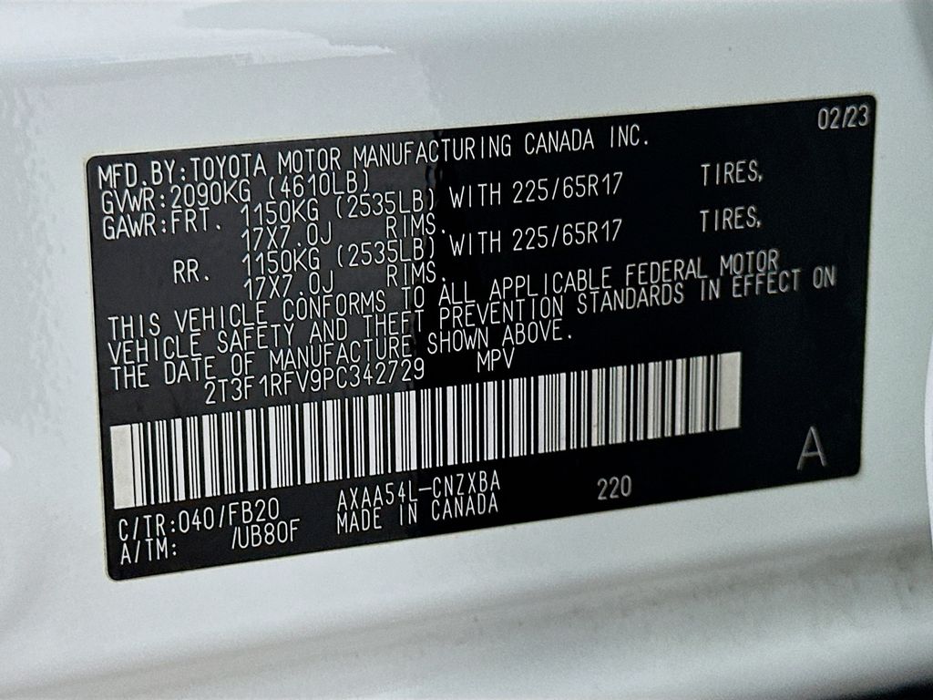 Thumbnail: 2023 Toyota RAV4 - 31