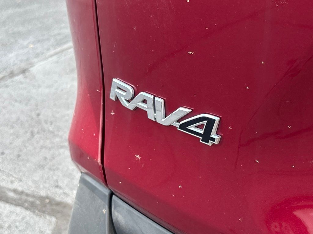 Used 2021 Toyota RAV4 SUV